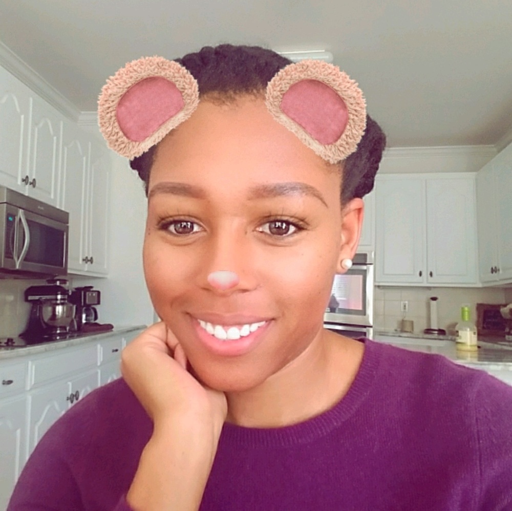 Meet your Posher, Alexis